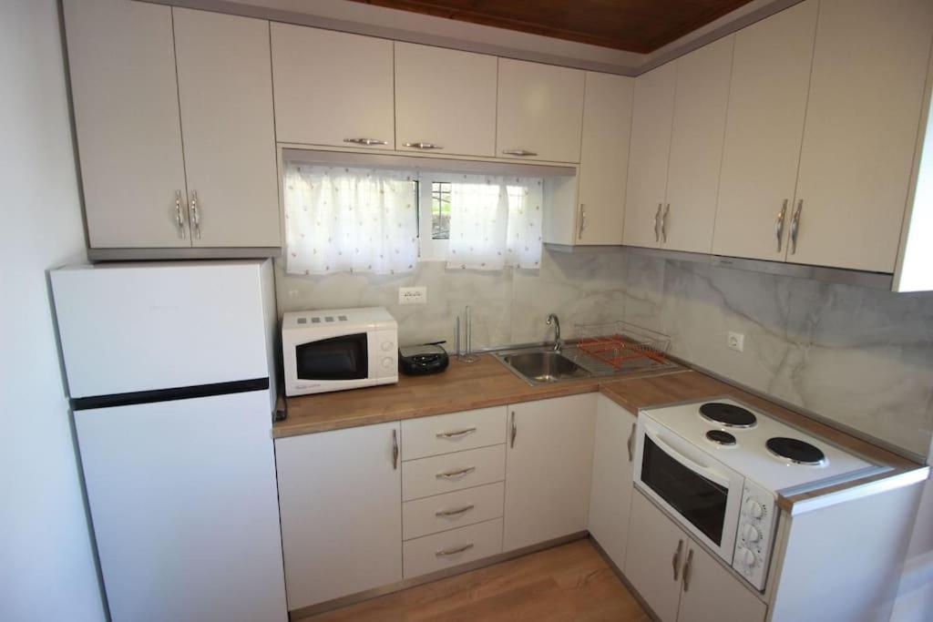 Emblematic House 3 Apartman Gjirokastra Kültér fotó