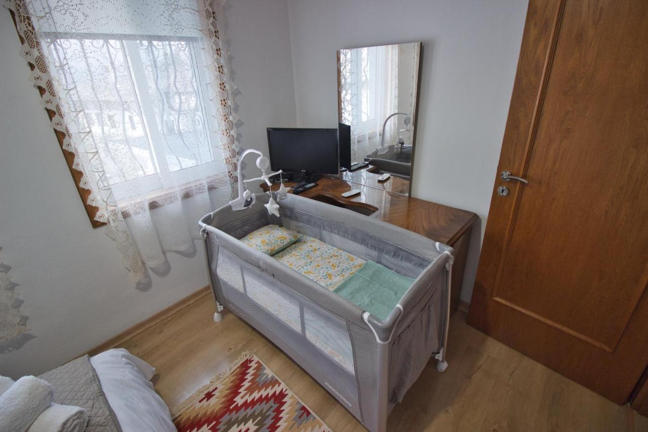 Emblematic House 3 Apartman Gjirokastra Kültér fotó