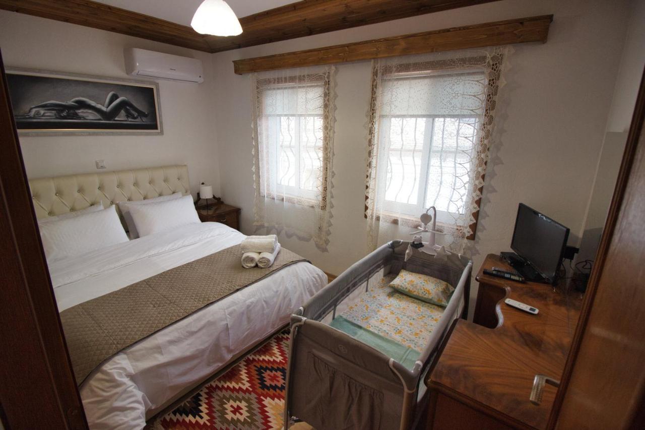 Emblematic House 3 Apartman Gjirokastra Kültér fotó