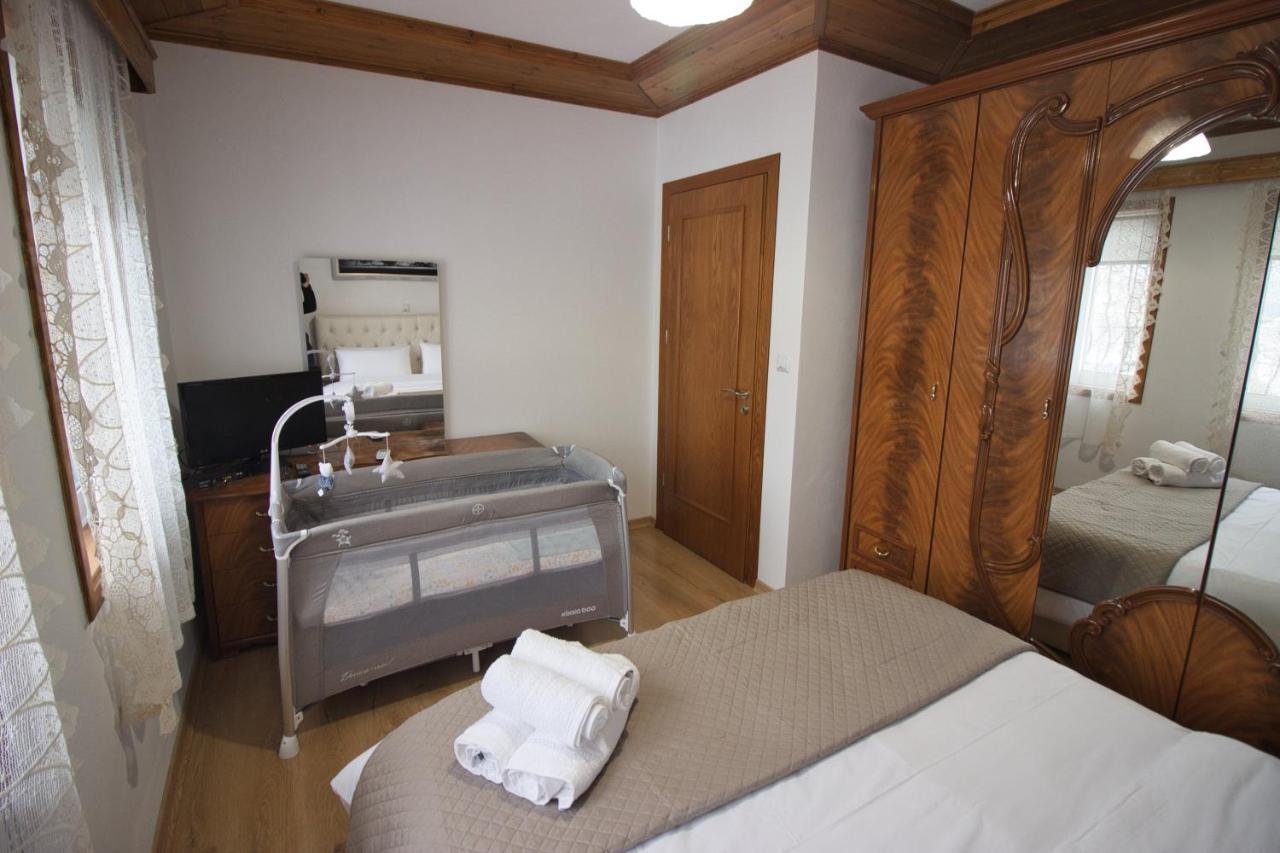 Emblematic House 3 Apartman Gjirokastra Kültér fotó