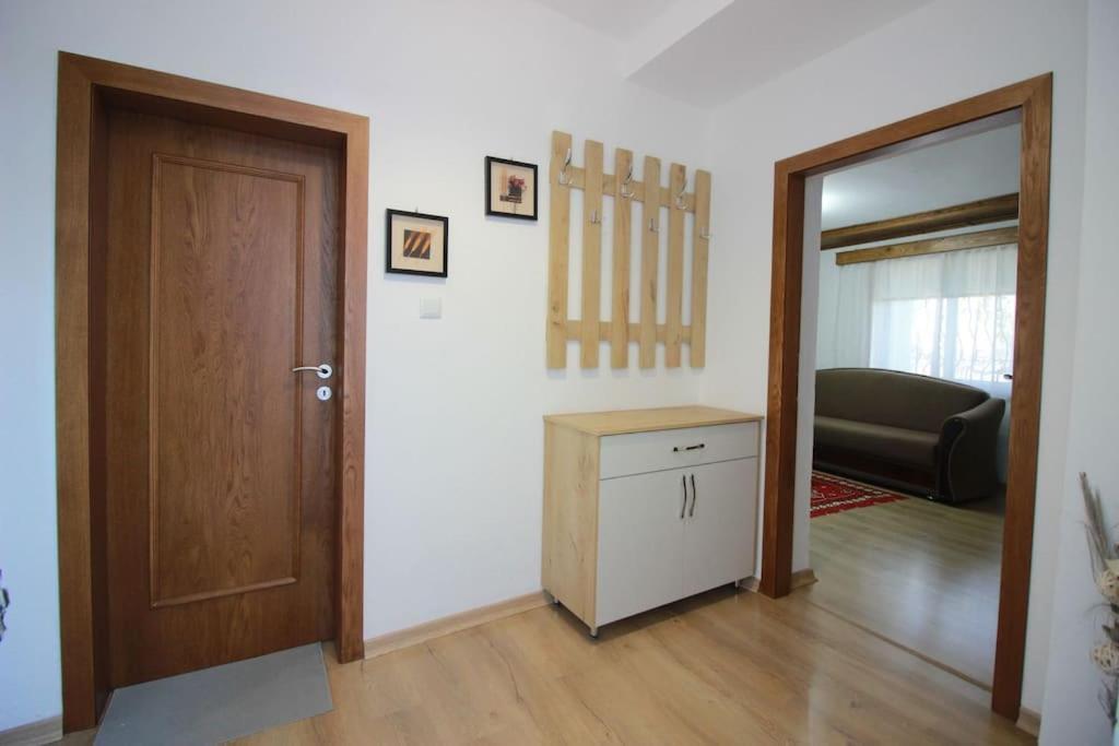 Emblematic House 3 Apartman Gjirokastra Kültér fotó