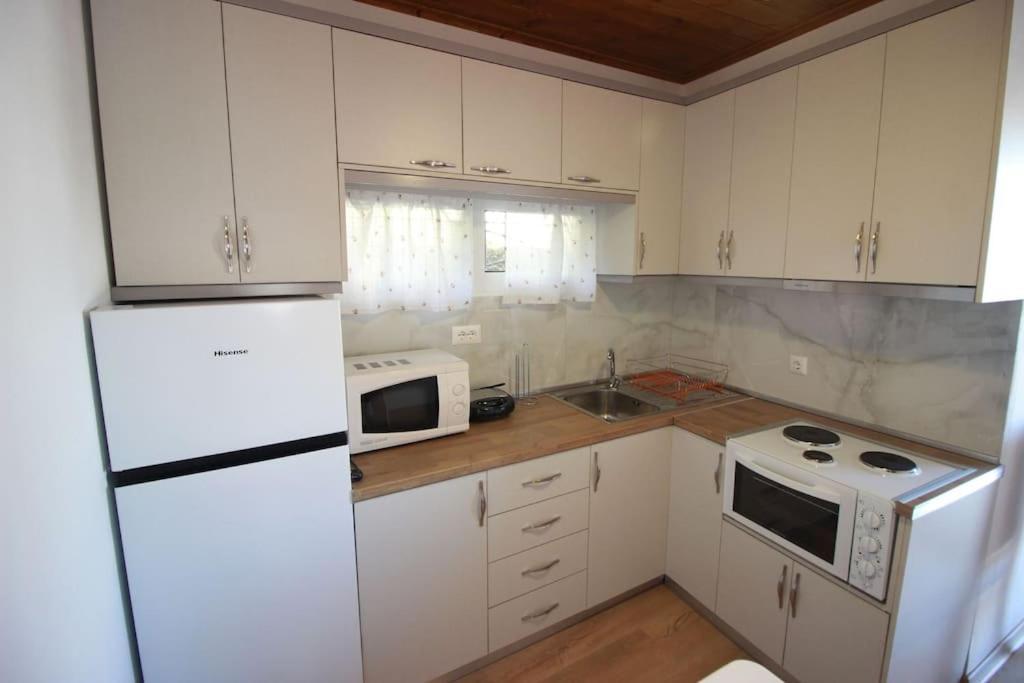 Emblematic House 3 Apartman Gjirokastra Kültér fotó
