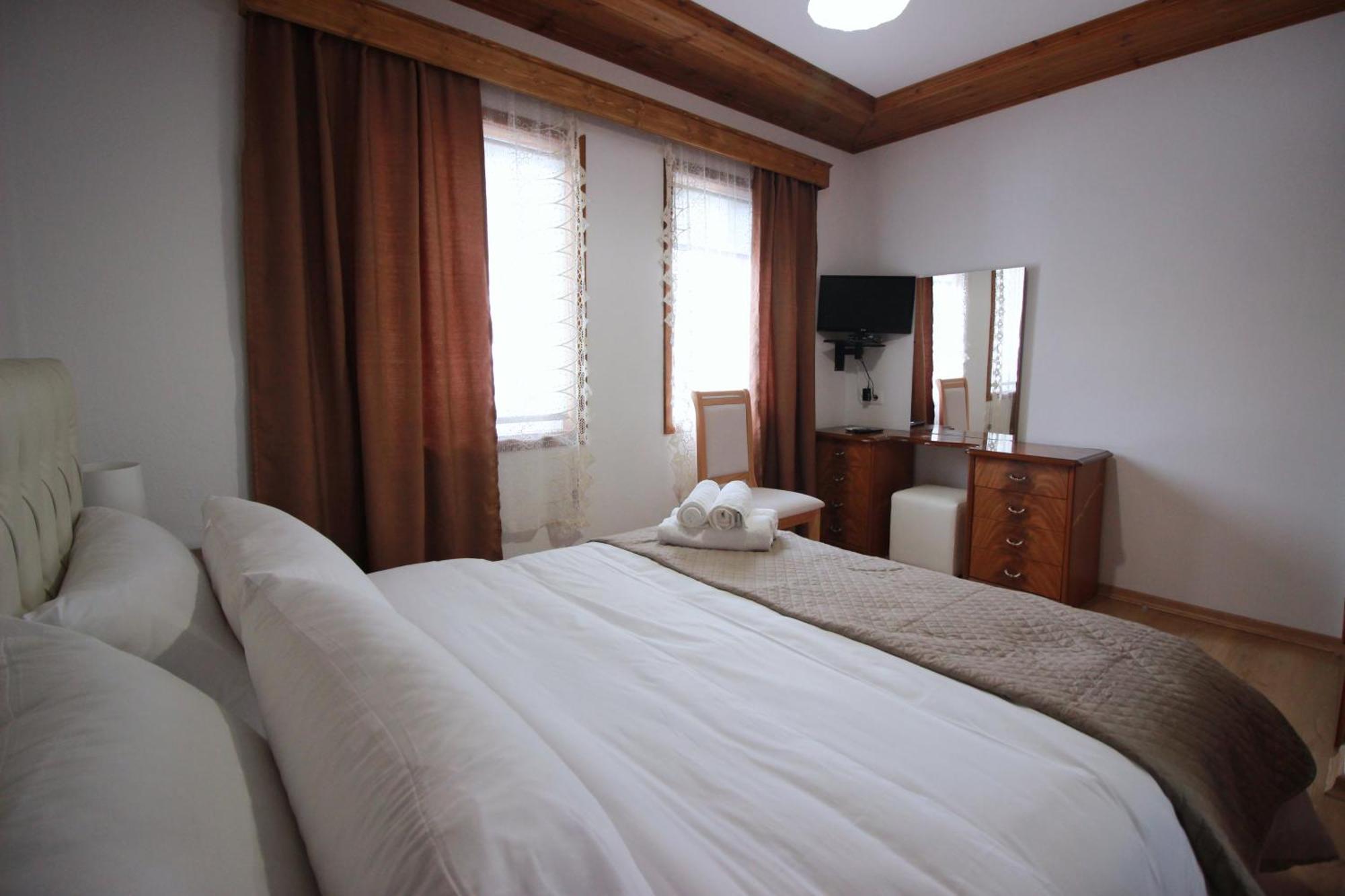 Emblematic House 3 Apartman Gjirokastra Kültér fotó